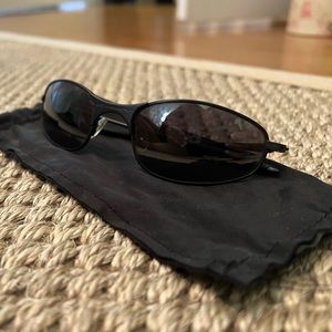 AUTHENTIC OAKLEY SUNGLASSES